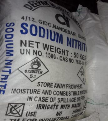سدیم نیتریت (Sodium nitrite)